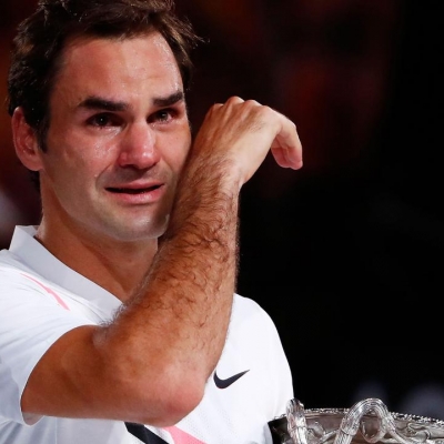 Roger Federer Tak Kuasa Menahan Air Mata